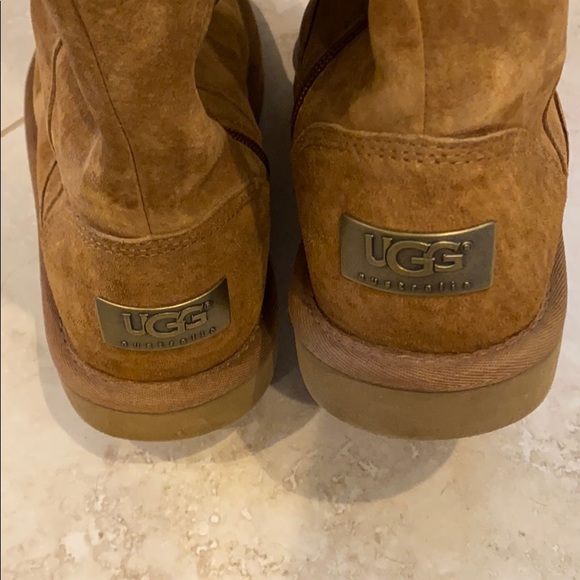 Authentic Ugg boots - Picture 2 of 7